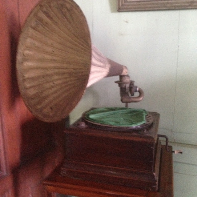 Don Bernardino Jalandoni Ancestral House and Museum Gramophone at the Don Bernardino Jalandoni Ancestral House and Museum